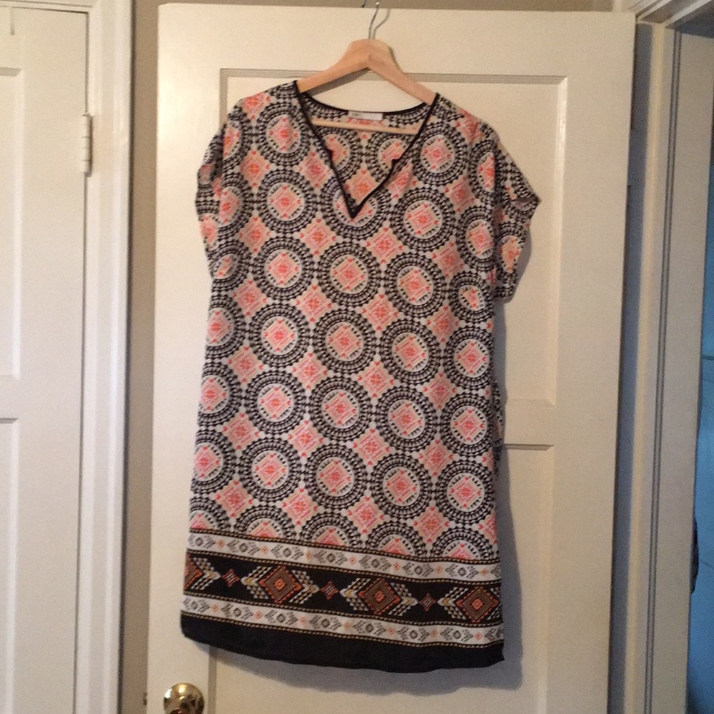Patterned sheath dress